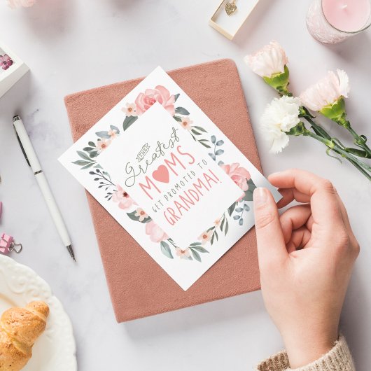 お母さ素晴らしんが祖母フローラに昇進する カード