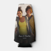 お気に入りの写真、名前、日付でパーソナライズされたスクリプト名と日付 ボトルクーラー (正面)