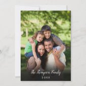 お気に入りの家族の写真を飾るスタイリッシュなスクリプト 招待状 (正面)
