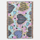 お洒落かわいいハートカラフルスケッチ スローブランケット (正面縦)