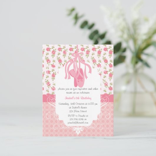 お洒落でガーリーな花のピンクのバレリーナの誕生日 招待状 (スタンド正面)