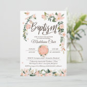 お洒落な花の赤面のピンク及び白い女の子の洗礼 招待状 (スタンド正面)