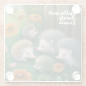 お洒落ハリネズミ一家が庭でピクニックをする ガラスコースター (裏面)