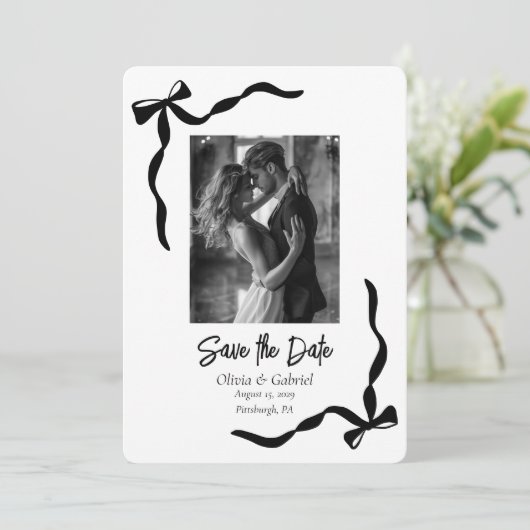 お洒落白黒フレーム写真の保存日付 招待状 (スタンド正面)
