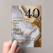 お洒落金ゴールド | ホワイトマーブルモダン40誕生日パーティー アクリル招待状 (インサイチュ (ポータブル))