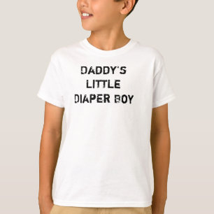 お父さんの少しおむつの男の子 Tシャツ