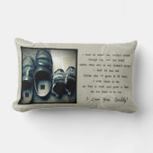 お父さんの靴の枕 ランバークッション (正面)