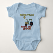 お父さんは積込み機のTシャツおよびギフトを運転します ベビーボディスーツ (正面)