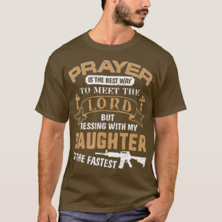 お父誇りを持ったさんもしお父さん私の娘のギフトを台無し Tシャツ