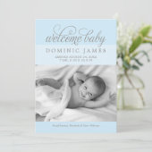 お生まれおめでとう　ベイビーボーイ　エレガントライトブルー　写真付き出生報告 案内状 (スタンド正面)