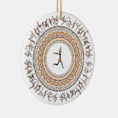 お祝いかアフリカのフォークダンスのモチーフのデザイン セラミックオーナメント (右)