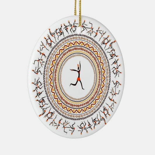 お祝いかアフリカのフォークダンスのモチーフのデザイン セラミックオーナメント (右)