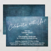 お祝いと共に - 青いグランジに手書き文字をオーバーレイ 招待状 (正面/裏面)