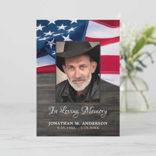 お祝いのライフ軍隊退役軍人米国国旗の写真 招待状 (スタンド正面)