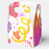 お祝いのラブウォーターカラーハート フェイバーボックス (オープン)