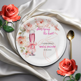 お祝いの杯を上げて 花嫁が結婚する ブライダルシャワー ペーパープレート