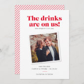 お祝いは私たちに乾杯！面白い結婚式の招待状を保存しよう セーブザデート (正面/裏面)