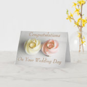 お祝いを結婚するカップケーキおよびリング カード (黄色い花)
