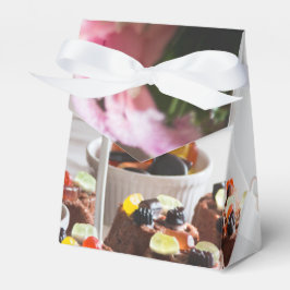 お祝いペストリーとクッキーの好意ギフトボックス フェイバーボックス