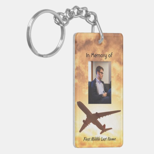 お祝い救命記念の機内パイロット キーホルダー (正面左)