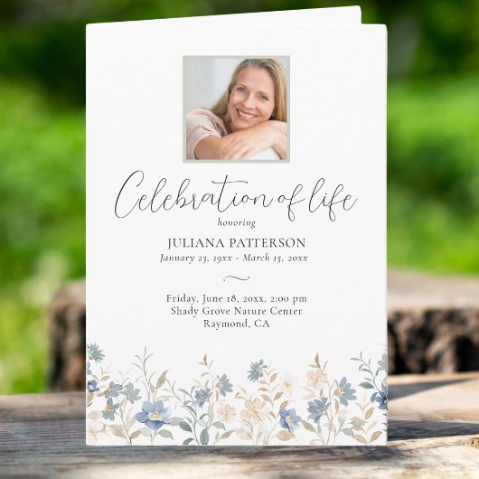 お祝い・オブ・ライフ・ブルー・ワイルドフラワーズ葬儀写真 プログラム
