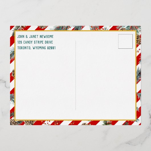 お祭り気分の赤いストライプの松とスプリースの円錐形クラフトホリデー 箔シーズンポストカード (裏面)