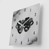 お笑いと悲劇劇場、ジェスター・マスク・シルバー スクエア壁時計 (傾斜)