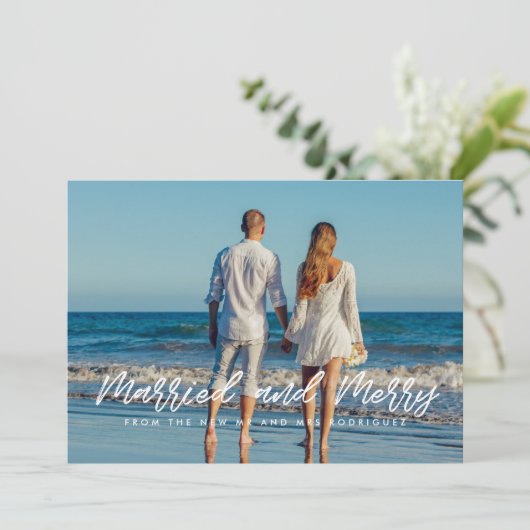 お結婚したモダンメリーりカップルの休日の写真カード シーズンカード (スタンド正面)