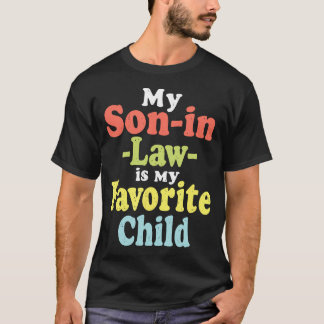 お義息子は私の一番好きな子供です 面白いパパのためのグッズ Tシャツ