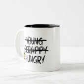 お腹が空いた ツートーンマグカップ (正面左)