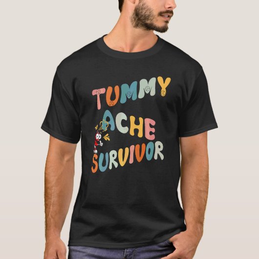 お腹の痛みに耐えた人 胃の痛み 過敏性腸症候群 Tシャツ (正面)