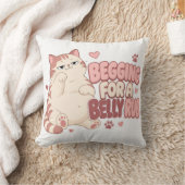 お腹をさすってくれと懇願する面白い猫 | かわいい猫 クッション (ブランケット)