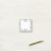 お花の縁取りの楽しいポストイットノート ポストイット (デスク上)