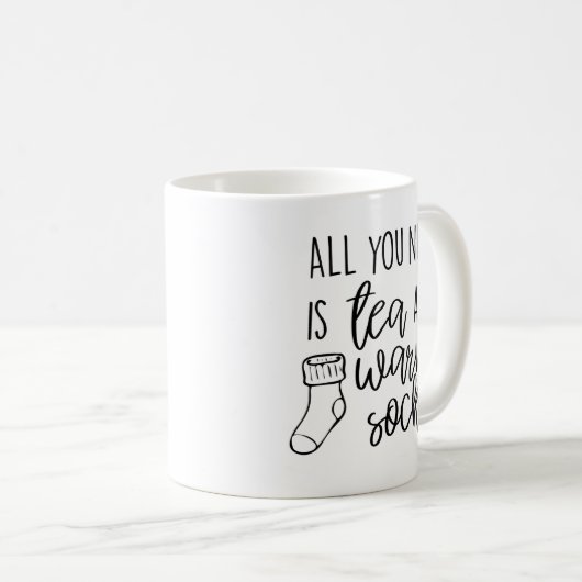 お茶と暖かい靴下のティーマグカップ、かわいい コーヒーマグカップ (正面右)