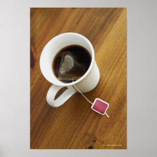 お茶のカップの高角度ビュー ポスター