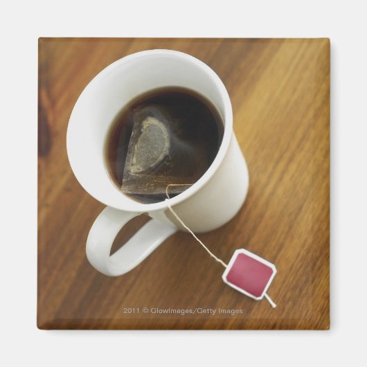 お茶のカップの高角度ビュー マグネット (正面)