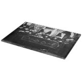 お茶の時間を持つウェルシュの魔女 カッティングボード (角)