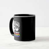お茶は強く、友達は流動的LGBTQが好き マグカップ (正面左)