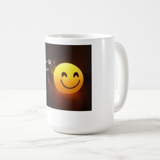 お茶を飲んで笑う コーヒーマグカップ (正面右)