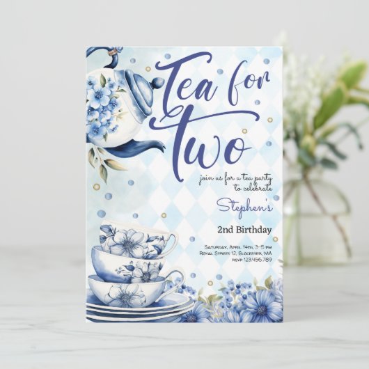お茶を2つ、2歳の誕生日子供へ 招待状 (スタンド正面)