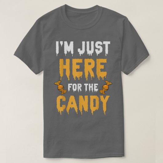 お菓子のチクタクかハロウィーンを食べるためにここにいる Tシャツ (デザイン正面)
