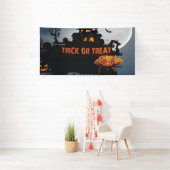 お菓子をくれないとイタズラしちゃうお城 横断幕 (インサイチュ)