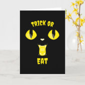 お菓子をくれないとイタズラしちゃう ハロウィンの腹ペコ猫 カード (黄色い花)