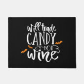 お菓子をワインに替える |かわいいハロウィーンのユーモア ドアマット (正面)
