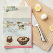 お菓子を食べるか、お菓子みたいに太っちゃうか。ヴィンテージ風ユーモア キッチンタオル (四つ折り)