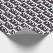 お誕生日おめでとうの文字が入った古いカセットテープ ラッピングペーパー (角)