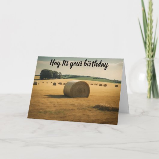 お誕生日おめでとう!丸い干し草の山のお誕生日 カード (正面)
