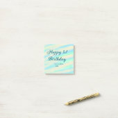 お誕生日おめでとう！赤ちゃんの1歳の青と緑のパステルカラー ポストイット (デスク上)