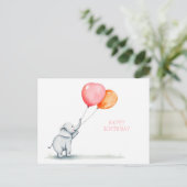 お誕生日おめでとう。風船を持つ赤ちゃん象 ポストカード (スタンド正面)