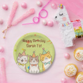 お誕生日のネコ3兄弟 | 名前と年齢のカスタマイズ ペーパープレート (パーティー)
